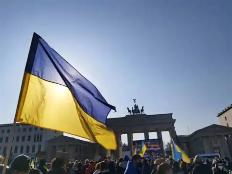 Кількість українських біженців за кордоном поступово зменшується